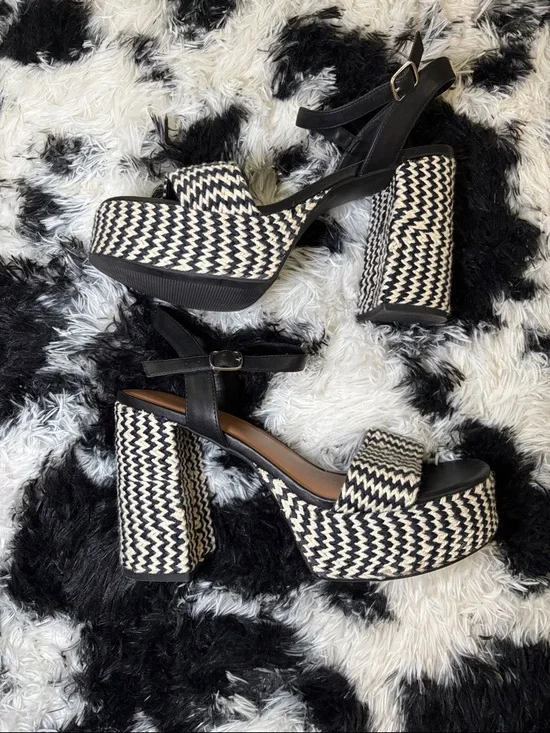 Black & White Woven Platform Sandals with Ankle Strap - Picture 6 of 6